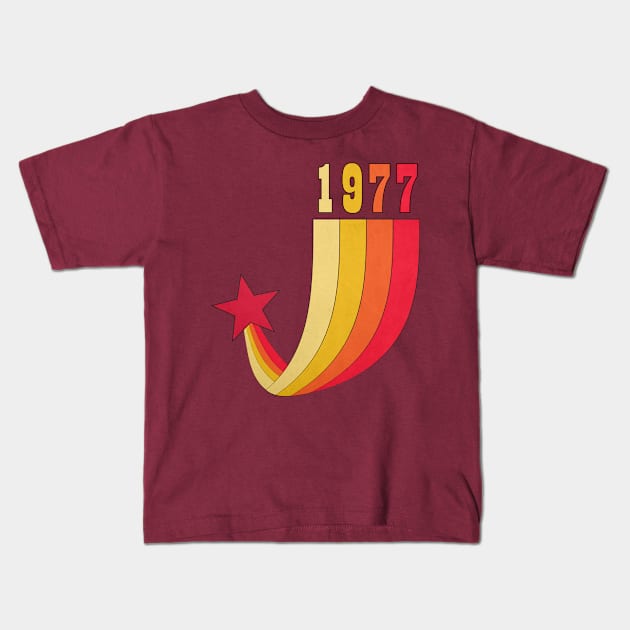 Vintage 1977 Kids T-Shirt by Nerd_art